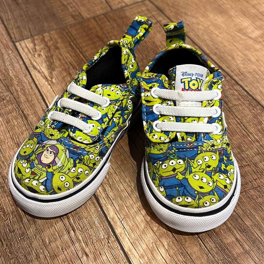 Toy story alien vans